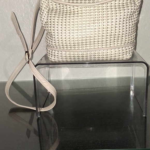 GANSON Chic Cream and Gray Woven Women's Backpack - Picture 5 of 16